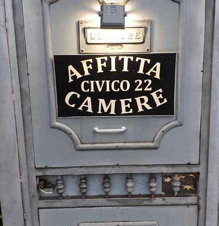 Civico 22 Pisa Hotel Buitenkant foto